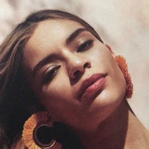 Meet your Posher, Entela